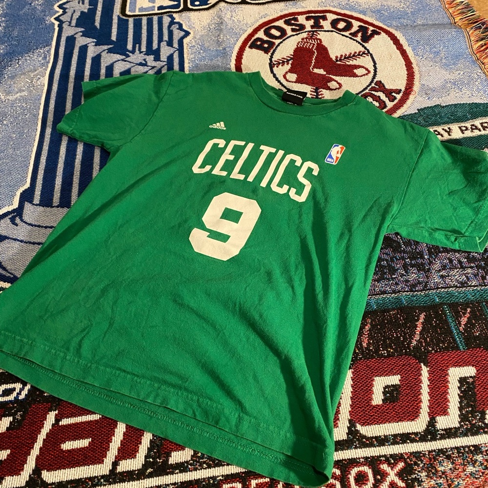 Vintage Celtics rajon rondo player tee
